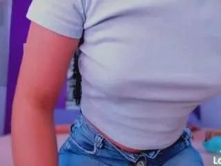 Offline lilapinky on CamSoda