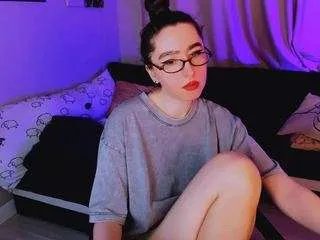 Freechat lilythompsonx on CamSoda