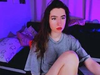 Freechat lilythompsonx on CamSoda