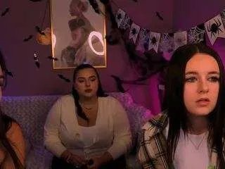 Offline lisa-dark on CamSoda