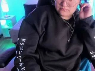 Offline lucky-leah on CamSoda