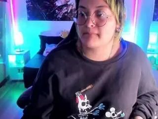 Offline lucky-leah on CamSoda