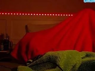 Freechat lusciouslipst on CamSoda