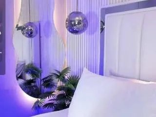 Offline mariathlittle on CamSoda