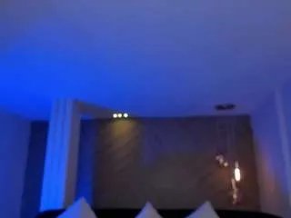 Offline martinna on CamSoda