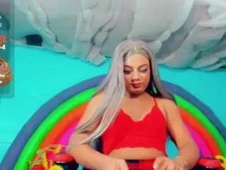 Offline mayka-brunette01 on CamSoda