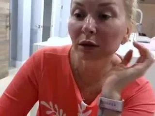 Offline mikagray on CamSoda