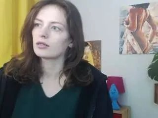 Freechat nadinesensual on CamSoda