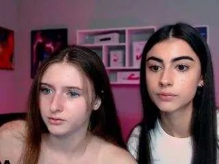 Offline nekky-mouse on CamSoda