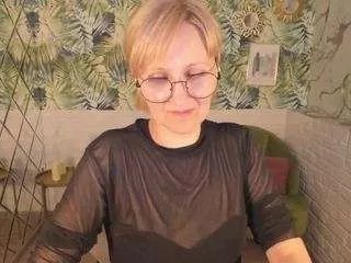 Freechat parischerry on CamSoda