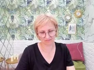 Freechat parischerry on CamSoda