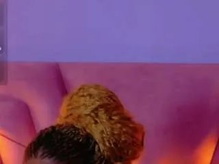 Offline petitelittleebonyy on CamSoda