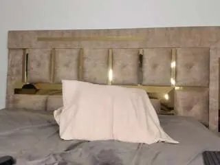 Offline pink-musee on CamSoda