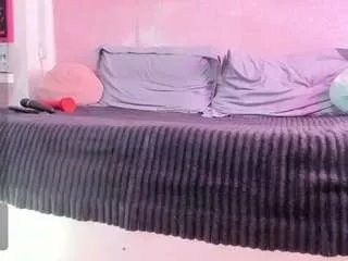 Offline pink-punk on CamSoda