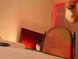 Offline pink-punk on CamSoda