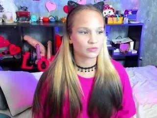 Freechat provocatemur on CamSoda