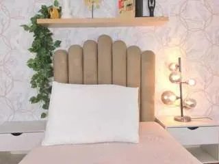 Offline roma-love on CamSoda