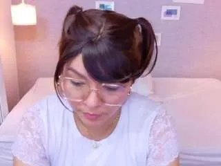 Offline sally-harper on CamSoda