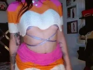 Freechat sariithabunny on CamSoda