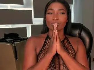 Offline savannahstorm on CamSoda