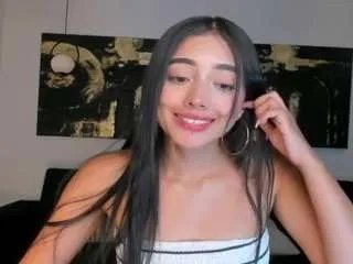 Freechat scarlettblaze1 on CamSoda