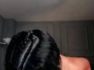 Freechat scarlettboss on CamSoda