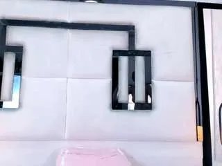 Offline seranawild1 on CamSoda