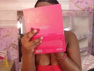 Offline sexy-maiden1 on CamSoda