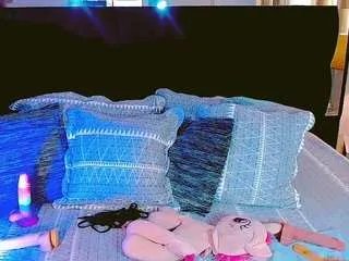 Offline sexyblakexxx on CamSoda