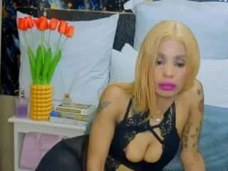 Offline sexynatashaxoxo on CamSoda