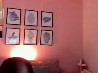 Freechat sheyla-hills on CamSoda