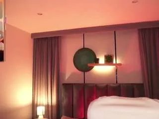 Freechat sheyla-hills on CamSoda