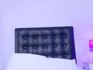 Offline skinny-hottie18 on CamSoda