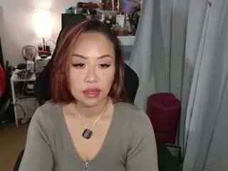 Offline spikedbella on CamSoda