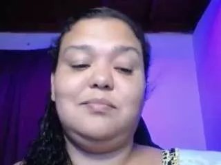 Freechat star-red-cams on CamSoda