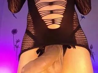 Offline stefany-24 on CamSoda