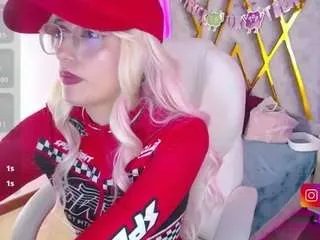 Offline susanhottye on CamSoda