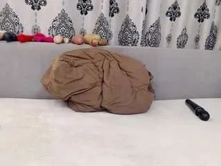 Freechat sweetdaiana23 on CamSoda