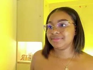 Offline tamarazaki on CamSoda