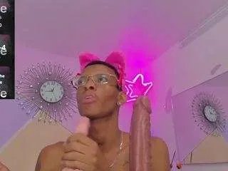 tiffany-valentine15 on CamSoda 