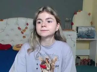 Offline tinaredly on CamSoda