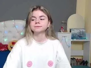 Offline tinaredly on CamSoda