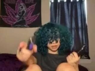 Offline universethadon on CamSoda