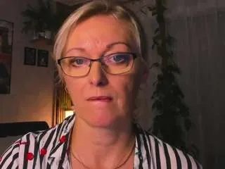 Offline vanessasoft on CamSoda