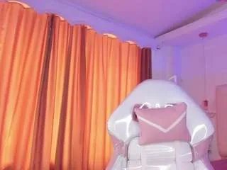 Freechat venusssxxx on CamSoda