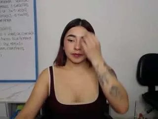 Freechat venusssxxx on CamSoda