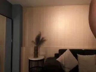 Offline victoria-18 on CamSoda