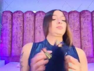 Offline victoria-adams14 on CamSoda