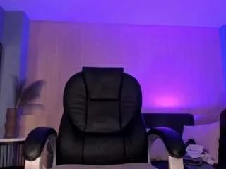 Offline violetthansson on CamSoda