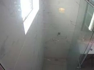 Offline voyeurcam-casa-salsa-bathroom-13 on CamSoda